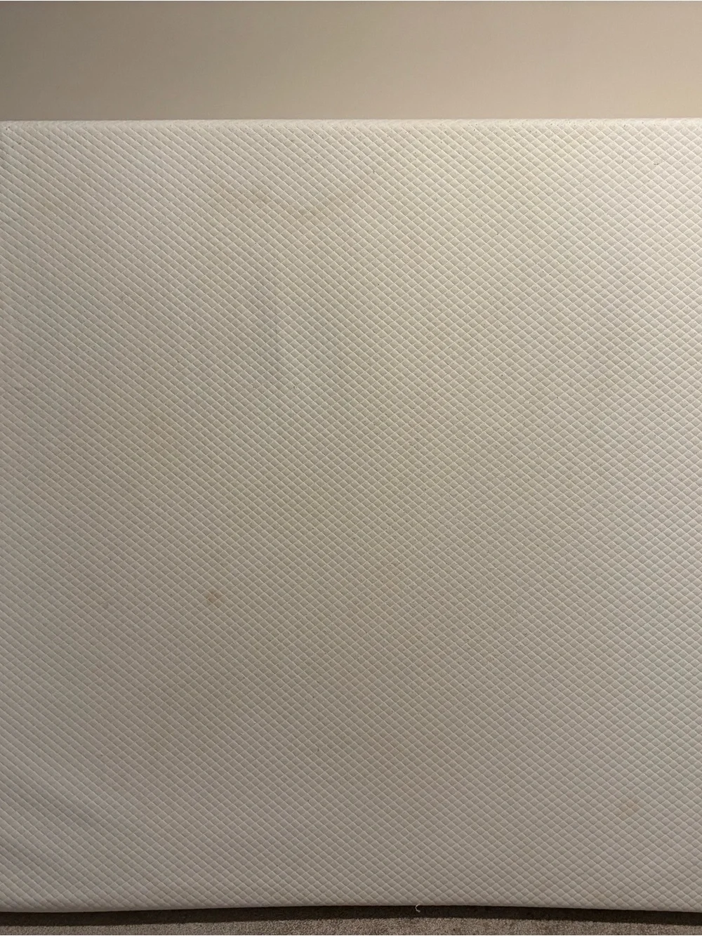 QUEEN SIZE White Quilted Mattress - Hypoallergenic Foam